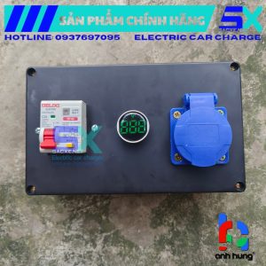 Ổ cắm điện sạc xe điện Wuling tại nhà có trang bị Aptomat chống giật RCBO DELIXI 32A, có đèn báo VOLT